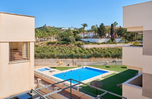 Benajarafe Apartment | Amplio Ático De 2 Habitaciones