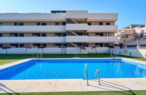 Benajarafe Apartment | Amplio Ático De 2 Habitaciones