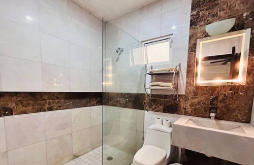 Lomas de Mazatlan Condo | Amplio 2, ideal para familias grandes.