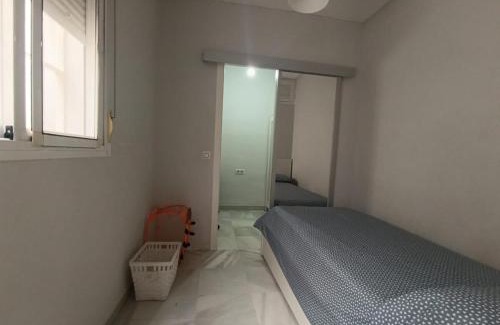 Cerro del Aguila Apartment | Amplio Apartamento en Sevilla