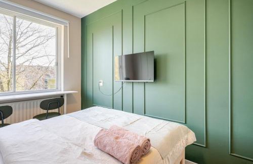 Bijlmer-Centrum House | Amsterdam Centraal in 10 minutes - nearby metro