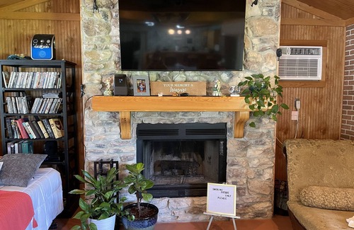 Abbeville Bed & Breakfast | Amy’s Poolside Retreat