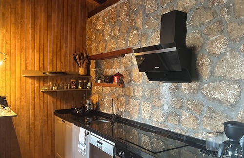 Kumluca Villa | An authentic stone house in the centre of Olympos, Chimaera and Adrasan!