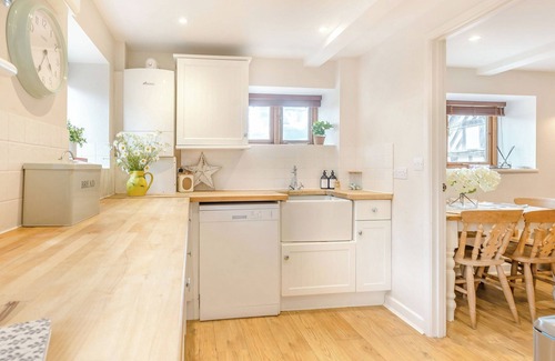 Pontesbury Cottage | An idyllic converted barn in the village of Arscott, Pontesbury.