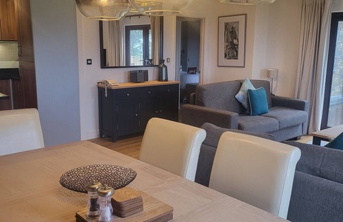 Par Cottage | An idyllic family & dog friendly cottage, great views, perfect holiday location