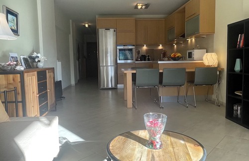 Vouliagmeni Apartment | An island feeling: stylish & modern 62m2 apartment, Vouliagmeni, Athens Riviera
