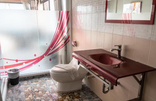 Bang Lamphu Lang Hotel | Anandpura Riverside Hotel