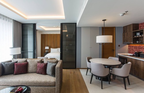 Chang Khlan Apartment | Anantara Chiang Mai Serviced Suites