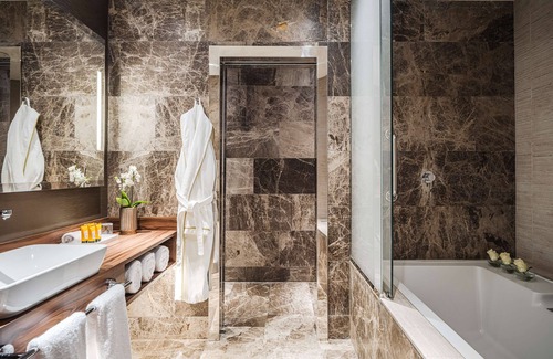 Erzsebetvaros Hotel | Anantara New York Palace Budapest - A Leading Hotel of the World