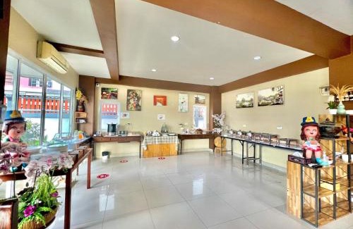 Don Hua Lo Hotel | Ananya Residence