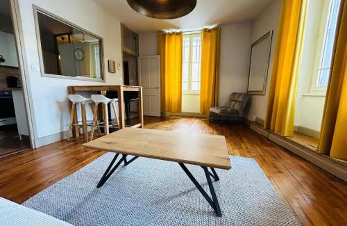 Villefranche-de-Rouergue Apartment | Anastasia