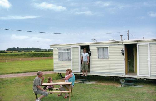 Irstead Resort | Anchor Park