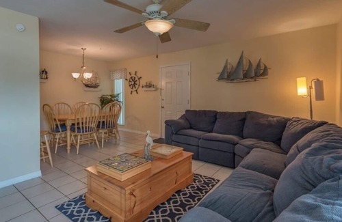 Bay Esplanade Condo | Anchors Away 1 Bedroom Condo by Redawning