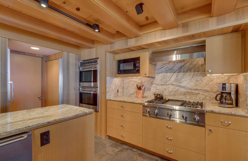 Lake Forest House | Anchors Aweigh - Lakefront - TLUXP