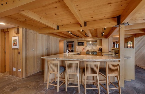 Lake Forest House | Anchors Aweigh - Lakefront - TLUXP