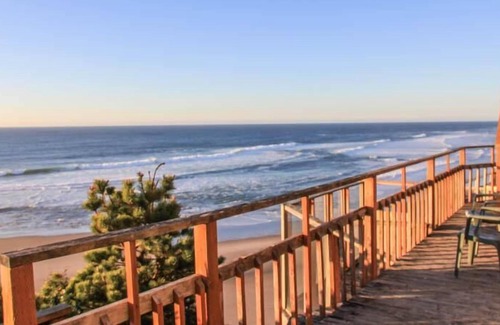 Nelscott House | Anchors Aweigh