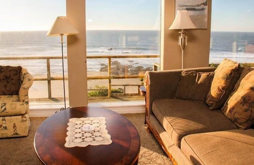 Nelscott House | Anchors Aweigh