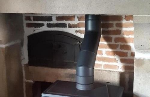 Marcillat-en-Combraille House | Ancienne ferme rénovée avec WiFi, Marcillat-en-Combraille - FR-1-489-369