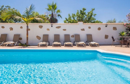 Alhaurin de la Torre Cottage | Andalusian Villa with heated pool and private garden