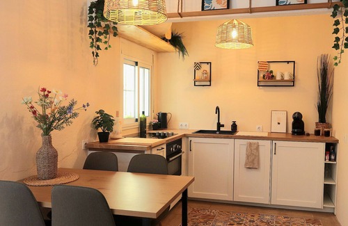 Urbanizacion Pinos Verdes House | Andalusian-Style House with Patio 10min Beach Walk