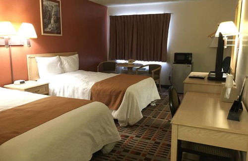 Chesterfield Hotel | Anderson Chesterfield Travel Inn