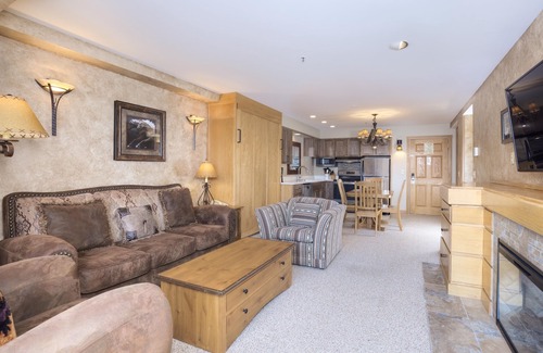Big Sky Condo | Andesite Vista-Shoshone Ski in/Ski out Condo