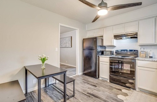 Andover House | Andover Bungalow - Sleeps 6