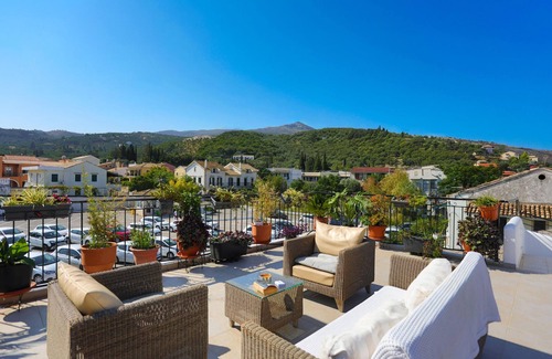 Kassiopi Apartment | Angela Suite in Kassiopi