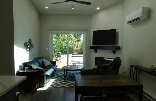 San Ramon Apartment | Angies Oasis