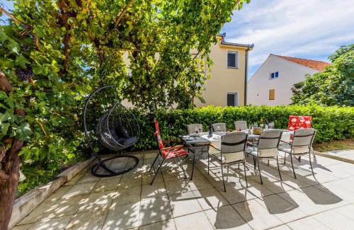 Seget Donji House | Ani in Trogir * Mittel-Dalmatien