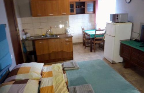 Kamienna Gora Apartment | ANIA