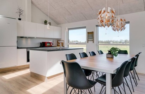 Grønhøj House | "Anike" - 1.6km from the sea by Interhome