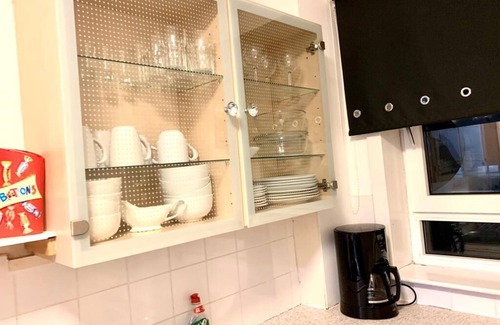 Greenock Apartment | Ann St Short-Term Stay, Greenock, United Kingdom