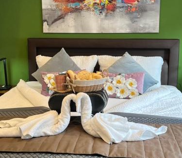 Ichenhausen Apartment | Anna9 - Home & Business, Parken, Netflix, Küche, Boxspring