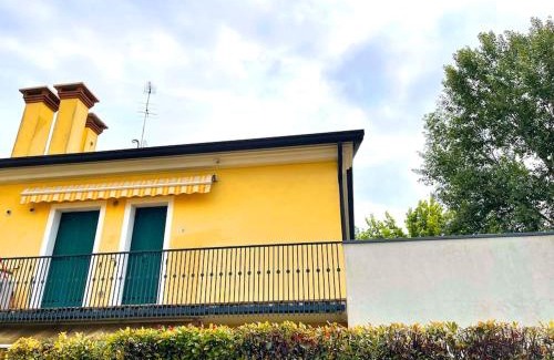 Olmo di Mira Apartment | AnnaHouse, 25 minutes by train from Venice