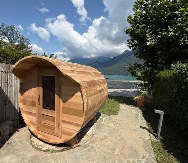 Doussard Villa | Annecy LakeLodge Lakeside Modern 7 bedroom Retreat