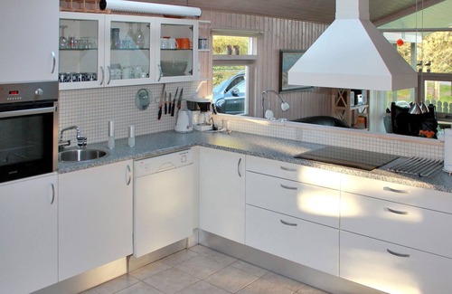 Torup Strand House | "Annick" - 300m from the sea by Interhome