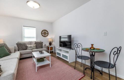 Dubuque House | Annies on Adair - NO Step Entry