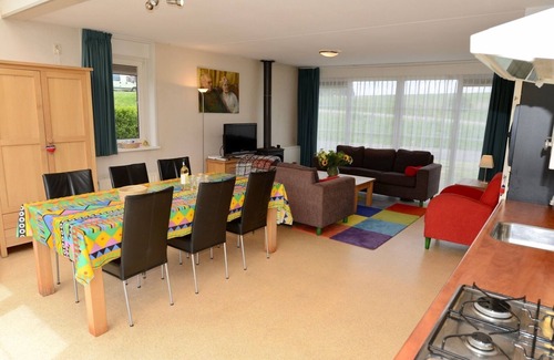Hoofdplaat House | Antibes 200 - Kustpark Village Scaldia - Detached holiday home directly at the lake with spacious garden