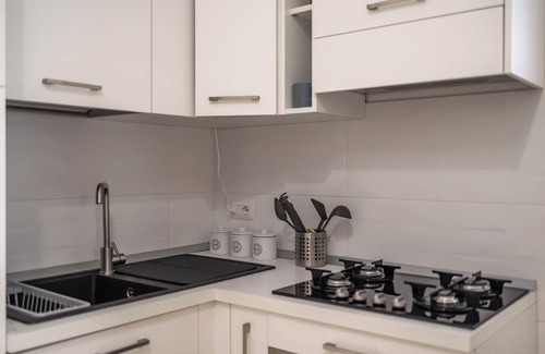 Turi House | Antiche Mura Apartments "Bianco di Puglia"