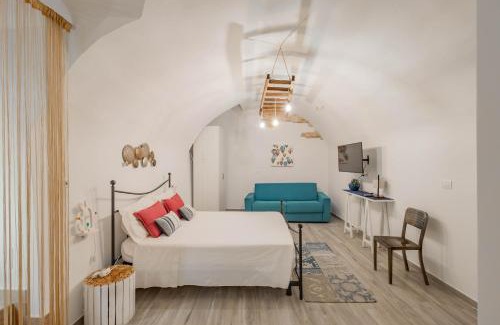 Turi Apartment | Antiche Mura Apartments"Nido di Puglia" monovano