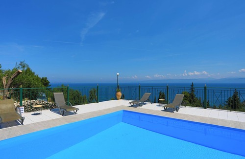 Koutsi Apartment | Antigoni Villa Ena: Shared pool, stunning views, A/C