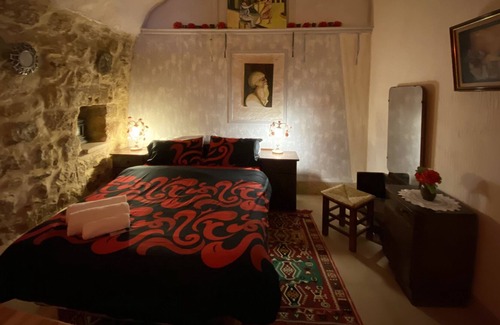 Old City House | Antique Guest House