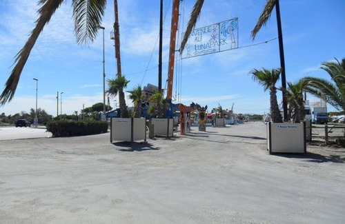 Saint-Laurent-de-la-Salanque Apartment | apartment in villa on the ground floor