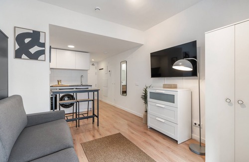 San Sebastian de los Reyes Apartment | apartamento con garaje y piscina de alquiler temporal