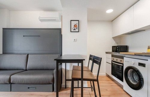 San Sebastian de los Reyes Apartment | apartamento con garaje y piscina de alquiler temporal