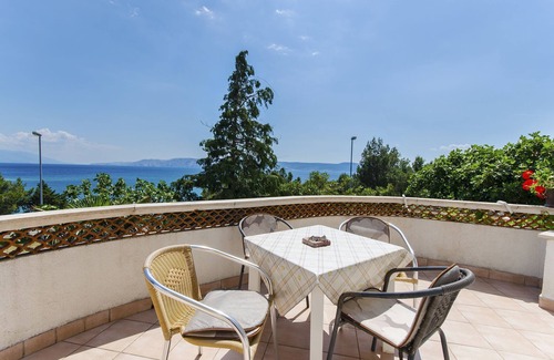 Novi Vinodolski Apartment | Apartments Jadrana (61711-A1) - Novi Vinodolski (Crikvenica)