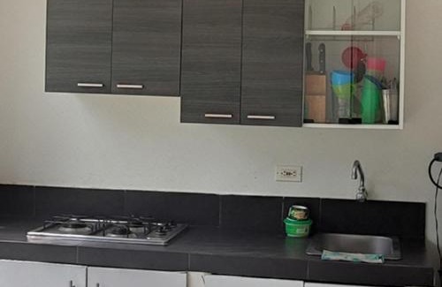 Flandes Apartment | Apartaestudio con balcón a la piscina