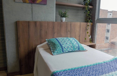 Medellin Cabin | Apartaestudio Univ De Medellin