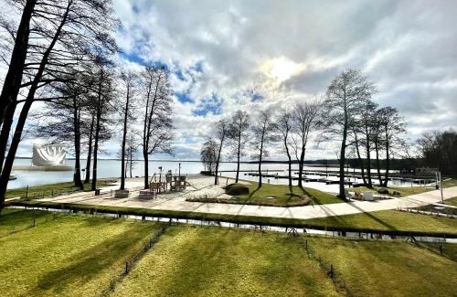 Wilkasy Apartment | Apartament Bajeczny z widokiem na jezioro w Nautica Resort